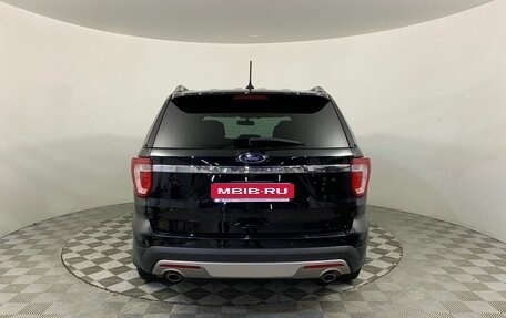 Ford Explorer VI, 2017 год, 2 539 000 рублей, 6 фотография