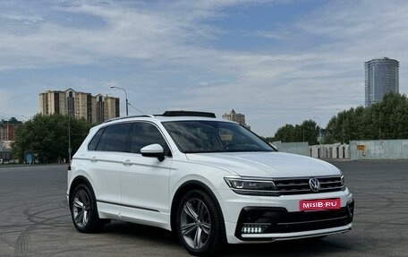 Volkswagen Tiguan II, 2018 год, 2 850 000 рублей, 1 фотография