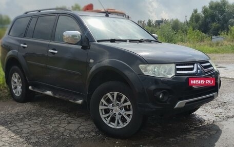 Mitsubishi Pajero Sport II рестайлинг, 2014 год, 1 850 000 рублей, 3 фотография