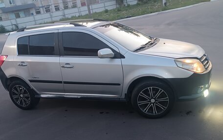 Geely MK Cross I, 2013 год, 200 000 рублей, 3 фотография