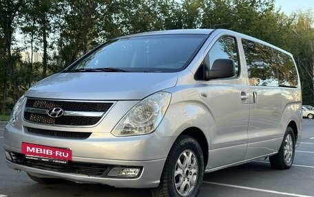 Hyundai Grand Starex Grand Starex I рестайлинг 2, 2008 год, 1 245 000 рублей, 2 фотография