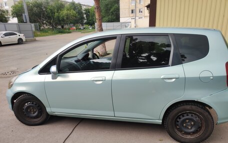 Honda Fit III, 2003 год, 400 000 рублей, 4 фотография