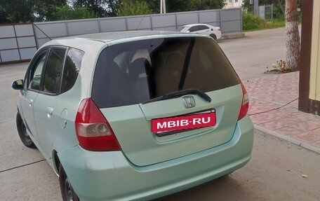 Honda Fit III, 2003 год, 400 000 рублей, 2 фотография