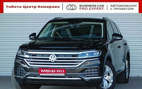 Volkswagen Touareg III, 2019 год, 4 850 000 рублей, 2 фотография