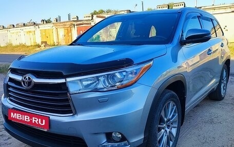 Toyota Highlander III, 2014 год, 3 650 000 рублей, 2 фотография