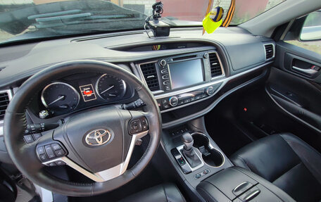 Toyota Highlander III, 2014 год, 3 650 000 рублей, 11 фотография