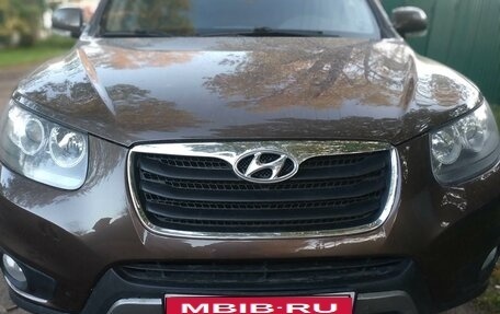 Hyundai Santa Fe III рестайлинг, 2010 год, 950 000 рублей, 2 фотография