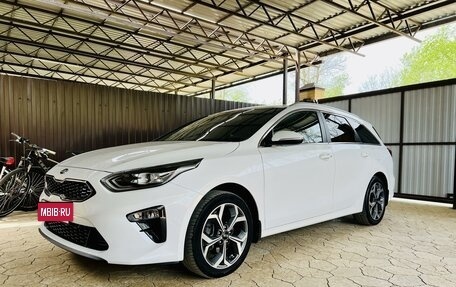 KIA cee'd III, 2019 год, 2 360 000 рублей, 2 фотография