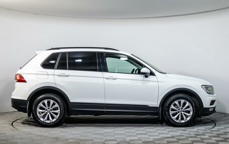 Volkswagen Tiguan II, 2019 год, 2 304 000 рублей, 4 фотография