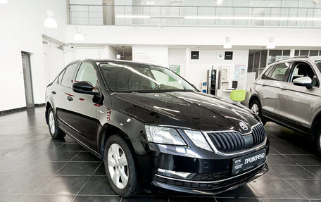 Skoda Octavia, 2019 год, 2 200 000 рублей, 3 фотография