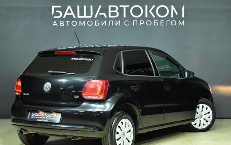 Volkswagen Polo VI (EU Market), 2011 год, 700 000 рублей, 5 фотография