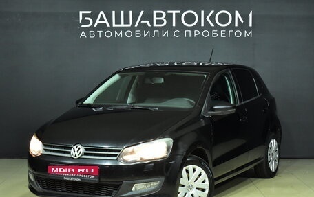 Volkswagen Polo VI (EU Market), 2011 год, 700 000 рублей, 2 фотография