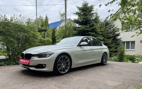 BMW 3 серия, 2015 год, 2 620 000 рублей, 2 фотография