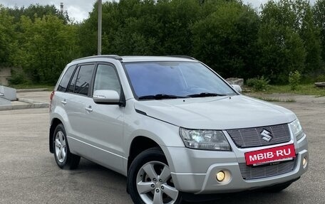 Suzuki Grand Vitara, 2011 год, 1 650 000 рублей, 2 фотография