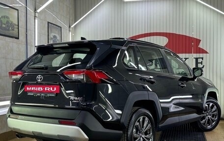 Toyota RAV4, 2024 год, 4 100 000 рублей, 3 фотография