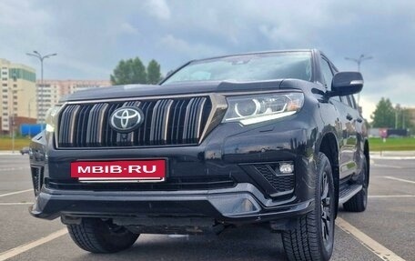 Toyota Land Cruiser Prado 150 рестайлинг 2, 2020 год, 7 282 000 рублей, 3 фотография