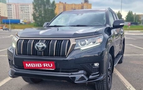 Toyota Land Cruiser Prado 150 рестайлинг 2, 2020 год, 7 282 000 рублей, 2 фотография