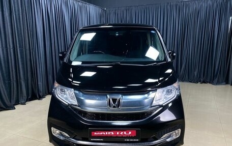 Honda Stepwgn IV, 2016 год, 2 150 000 рублей, 2 фотография