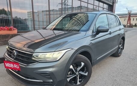 Volkswagen Tiguan II, 2021 год, 2 750 000 рублей, 7 фотография