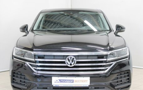 Volkswagen Touareg III, 2019 год, 4 790 000 рублей, 2 фотография