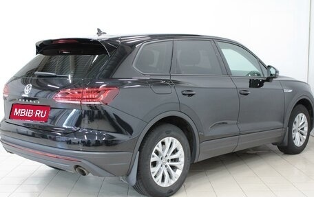 Volkswagen Touareg III, 2019 год, 4 790 000 рублей, 4 фотография