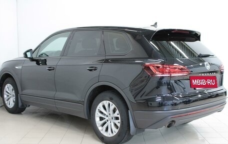 Volkswagen Touareg III, 2019 год, 4 790 000 рублей, 6 фотография