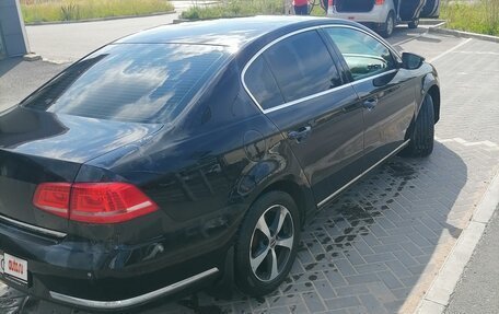 Volkswagen Passat B7, 2012 год, 1 099 000 рублей, 3 фотография