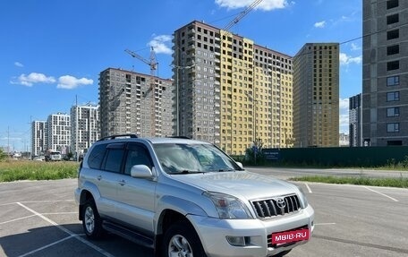 Toyota Land Cruiser Prado 120 рестайлинг, 2007 год, 2 099 999 рублей, 3 фотография