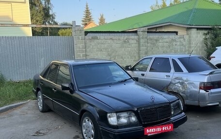 Mercedes-Benz W124, 1992 год, 200 000 рублей, 2 фотография