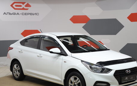 Hyundai Solaris II рестайлинг, 2017 год, 1 290 000 рублей, 3 фотография