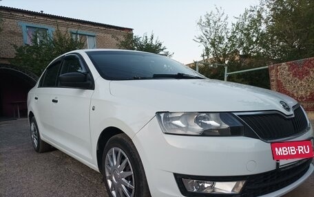 Skoda Rapid I, 2016 год, 800 000 рублей, 2 фотография