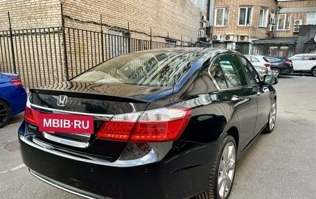 Honda Accord IX рестайлинг, 2013 год, 2 070 000 рублей, 6 фотография