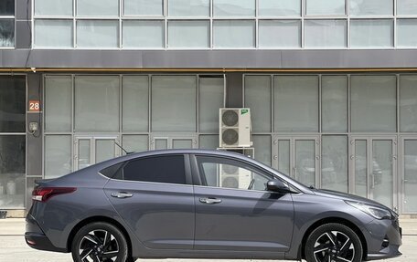 Hyundai Solaris II рестайлинг, 2021 год, 1 970 000 рублей, 4 фотография