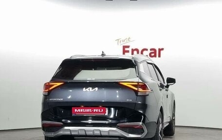 KIA Sportage IV рестайлинг, 2021 год, 2 884 000 рублей, 4 фотография