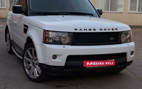 Land Rover Range Rover Sport I рестайлинг, 2013 год, 2 350 000 рублей, 4 фотография