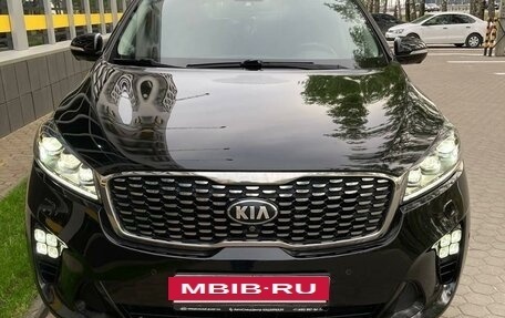 KIA Sorento III Prime рестайлинг, 2018 год, 3 000 000 рублей, 2 фотография