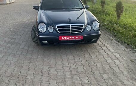 Mercedes-Benz E-Класс, 1999 год, 1 000 000 рублей, 2 фотография