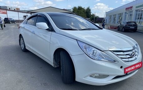 Hyundai Sonata VI, 2011 год, 1 000 000 рублей, 3 фотография