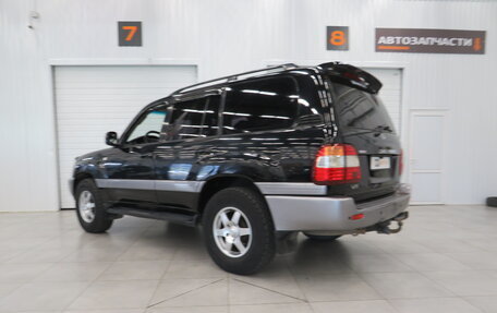 Toyota Land Cruiser 100 рестайлинг 2, 1999 год, 1 680 000 рублей, 5 фотография