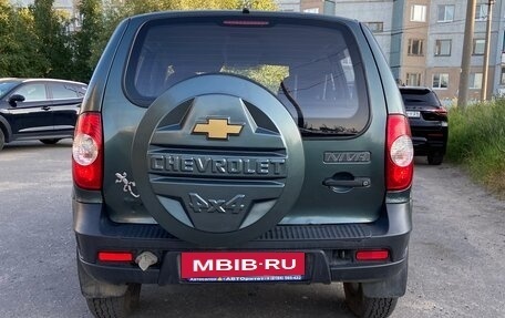 Chevrolet Niva I рестайлинг, 2010 год, 450 000 рублей, 4 фотография