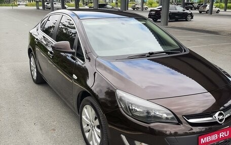 Opel Astra J, 2013 год, 1 200 000 рублей, 3 фотография