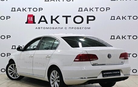 Volkswagen Passat B7, 2011 год, 999 000 рублей, 6 фотография