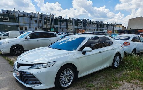 Toyota Camry, 2019 год, 3 490 000 рублей, 5 фотография