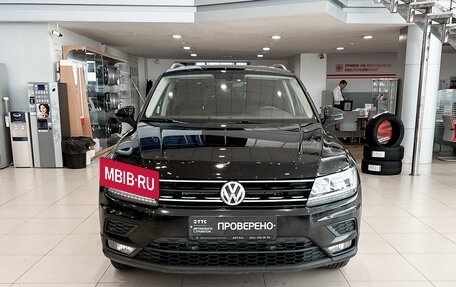 Volkswagen Tiguan II, 2018 год, 2 550 000 рублей, 2 фотография