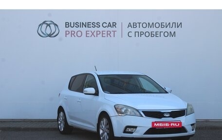 KIA cee'd I рестайлинг, 2010 год, 840 000 рублей, 2 фотография