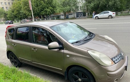 Nissan Note II рестайлинг, 2007 год, 700 000 рублей, 1 фотография