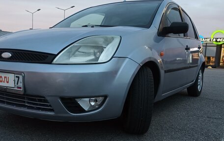 Ford Fiesta, 2004 год, 340 000 рублей, 3 фотография