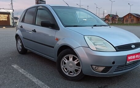 Ford Fiesta, 2004 год, 340 000 рублей, 2 фотография