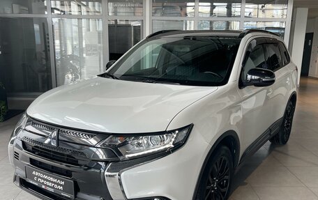 Mitsubishi Outlander III рестайлинг 3, 2021 год, 2 895 000 рублей, 1 фотография