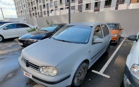 Volkswagen Golf IV, 1998 год, 280 000 рублей, 2 фотография